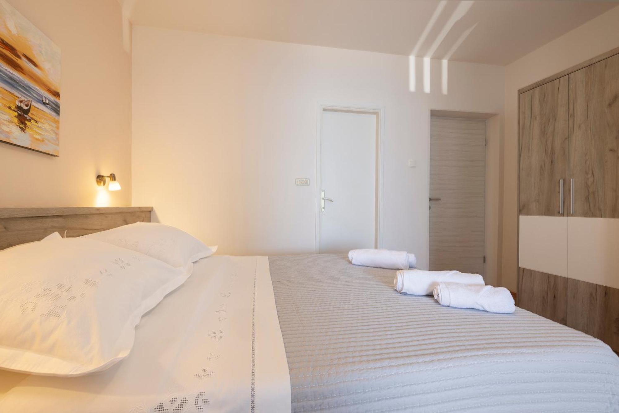 Apartmans Lale Brela Dış mekan fotoğraf