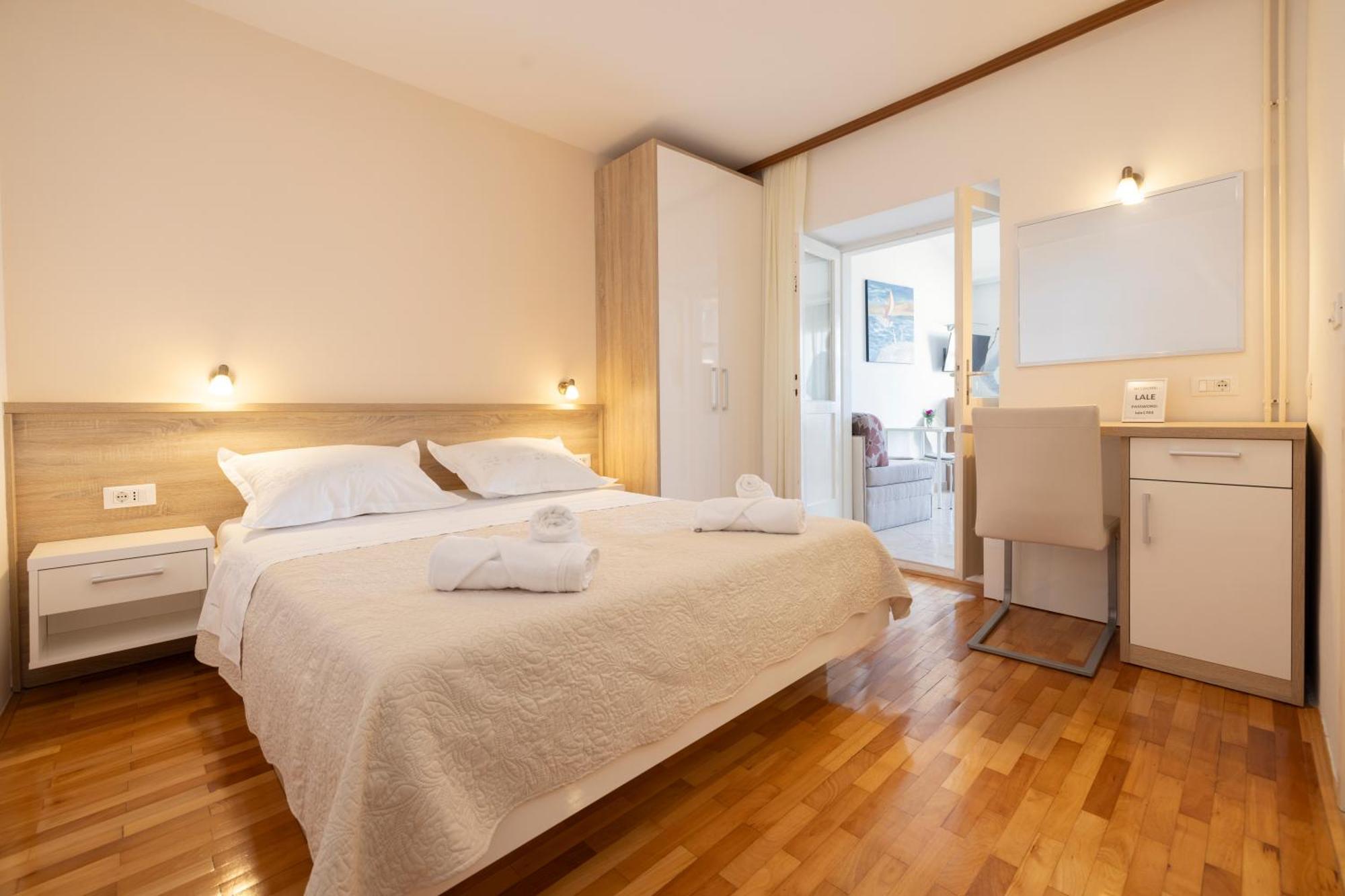 Apartmans Lale Brela Dış mekan fotoğraf